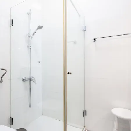 Stylish, Bright & Historic -bica I * Lisboa